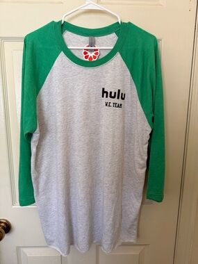 Hulu W.e. Team Baseball Green/white T-shirt Tee #01 Aguilar Name On The Back XL